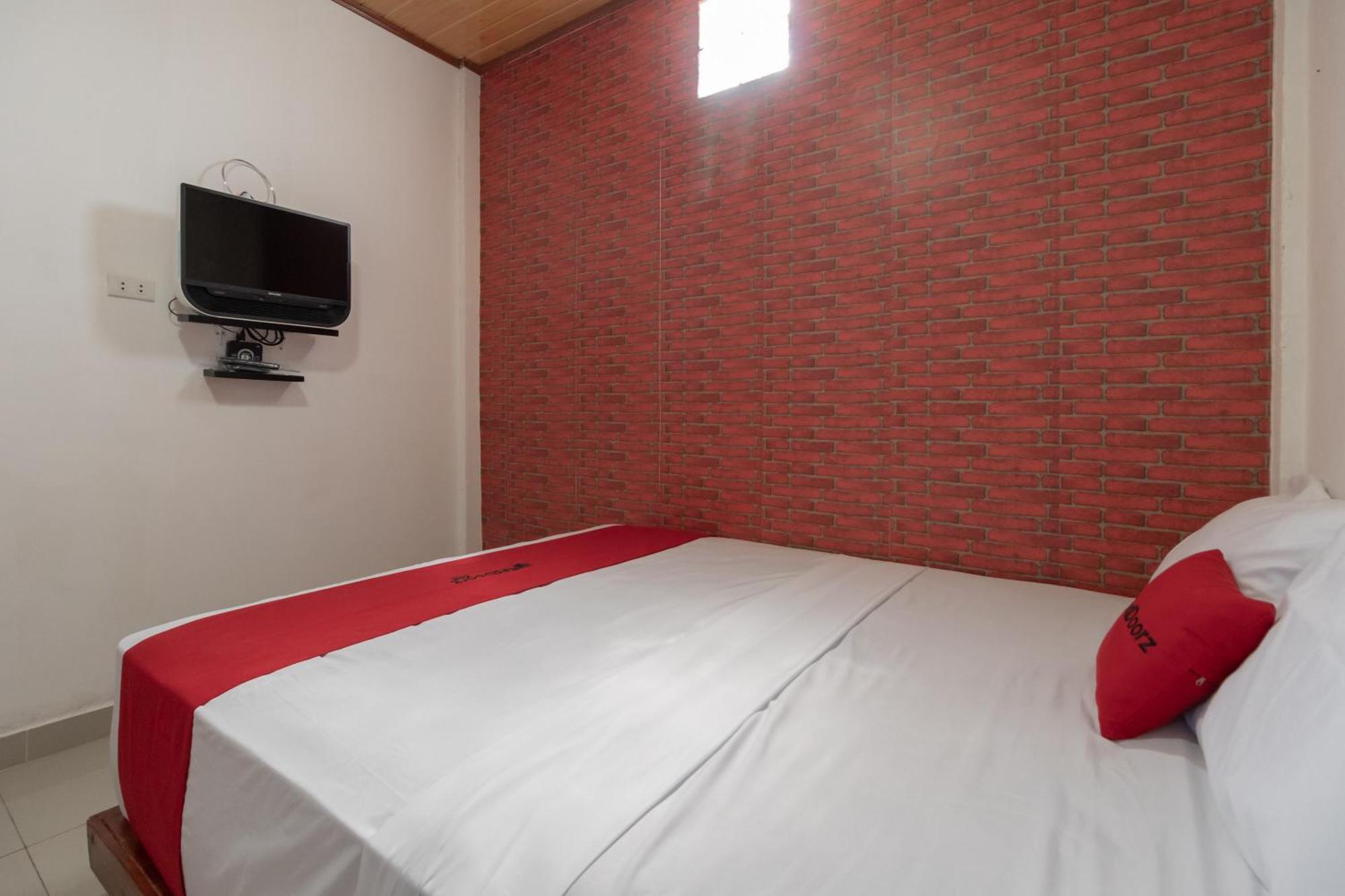 Reddoorz Syariah Near Jakabaring Sport City Palembang Exterior photo
